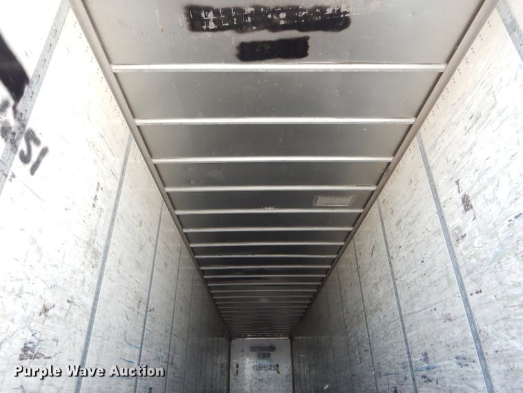 image for item HM9606 2004 Wabash dry van trailer