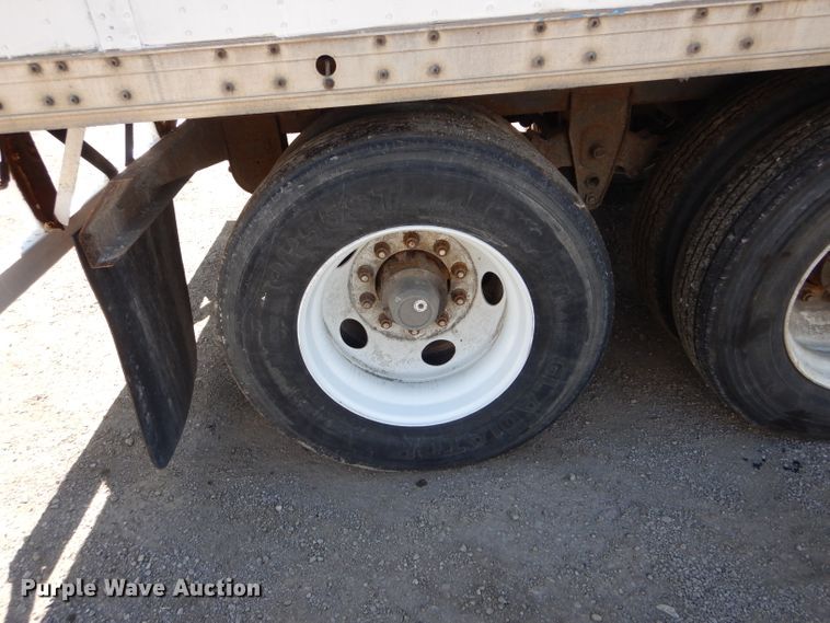 image for item HM9606 2004 Wabash dry van trailer