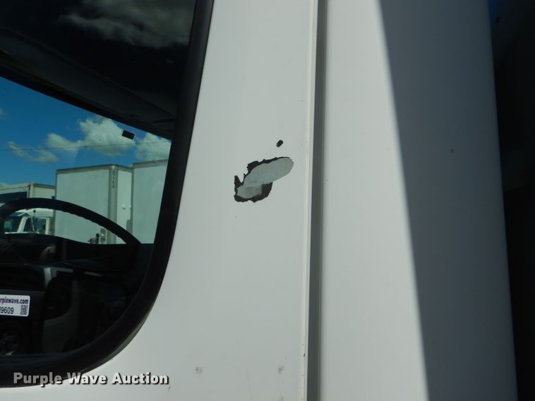 image for item HM9609 2006 Freightliner Business Class M2  box truck