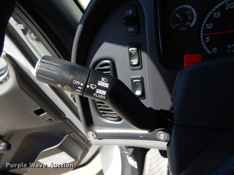 image for item HM9609 2006 Freightliner Business Class M2  box truck