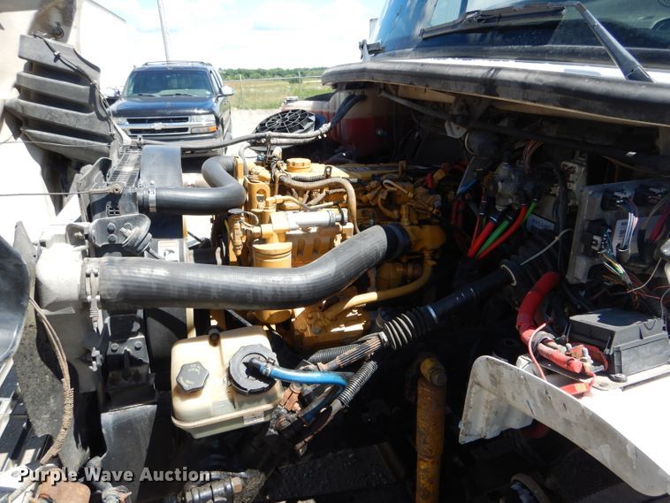 image for item HM9609 2006 Freightliner Business Class M2  box truck