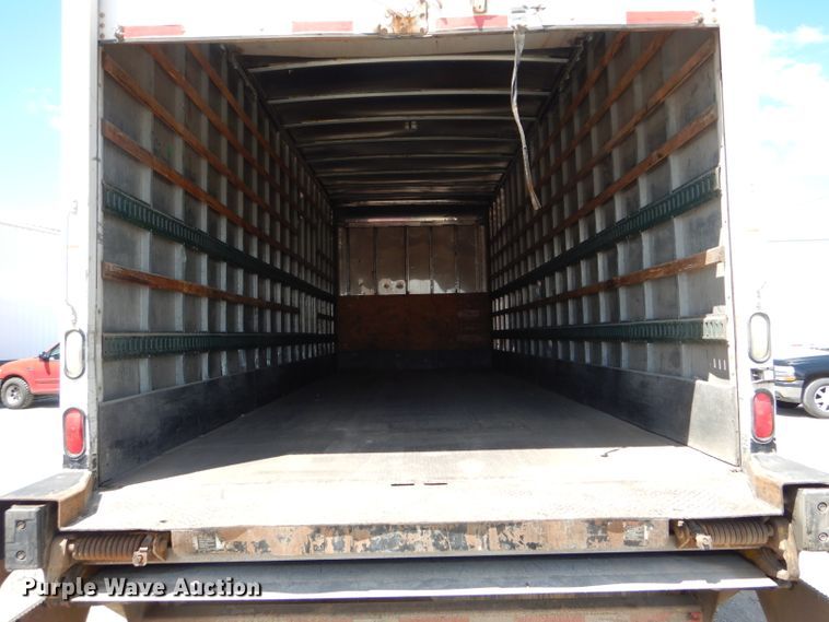 image for item HM9609 2006 Freightliner Business Class M2  box truck