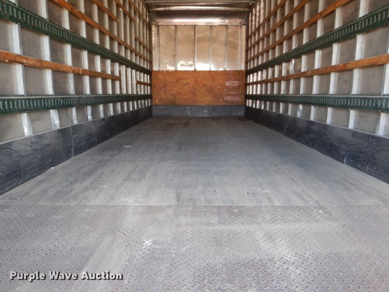 image for item HM9609 2006 Freightliner Business Class M2  box truck