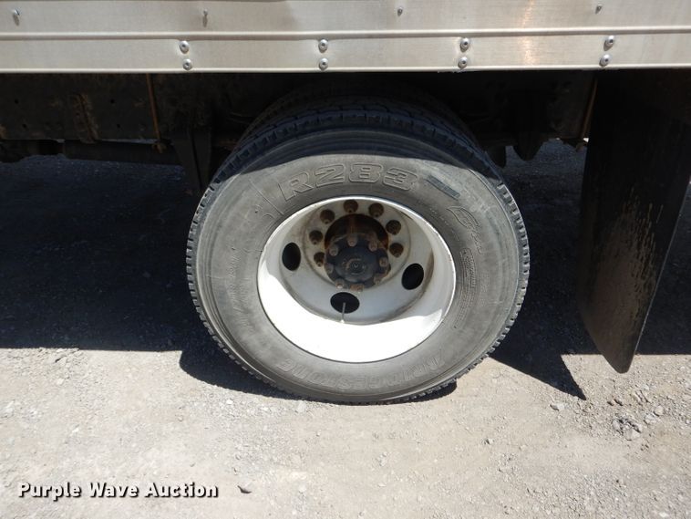 image for item HM9609 2006 Freightliner Business Class M2  box truck