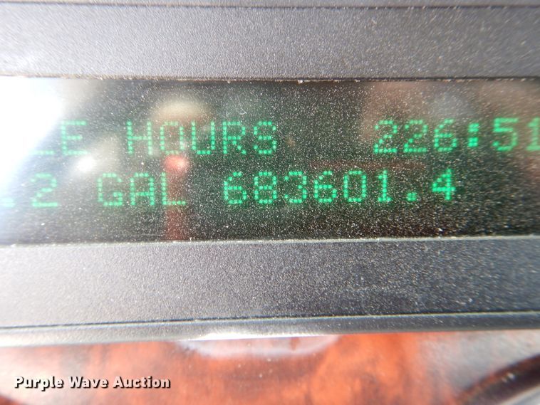 image for item HM9610 2000 Freightliner Century Class  semi truck