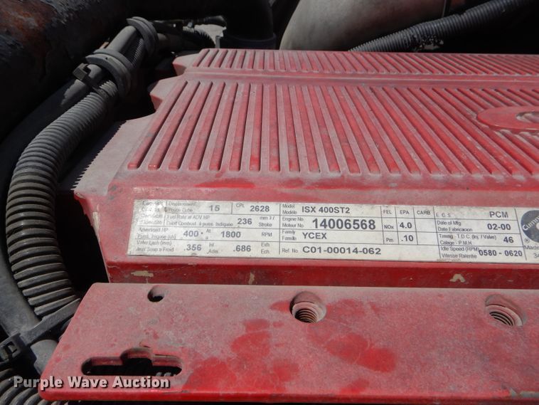 image for item HM9610 2000 Freightliner Century Class  semi truck