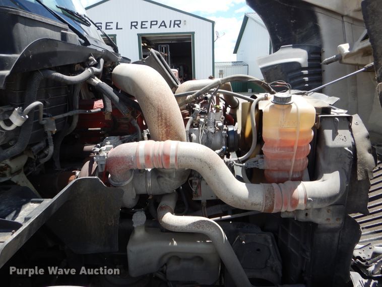 image for item HM9611 2011 International ProStar Premium  semi truck