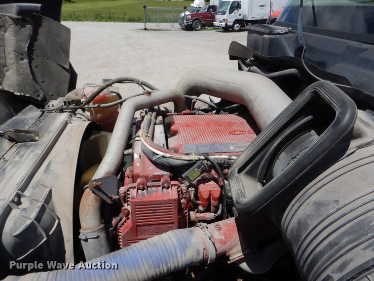 image for item HM9611 2011 International ProStar Premium  semi truck