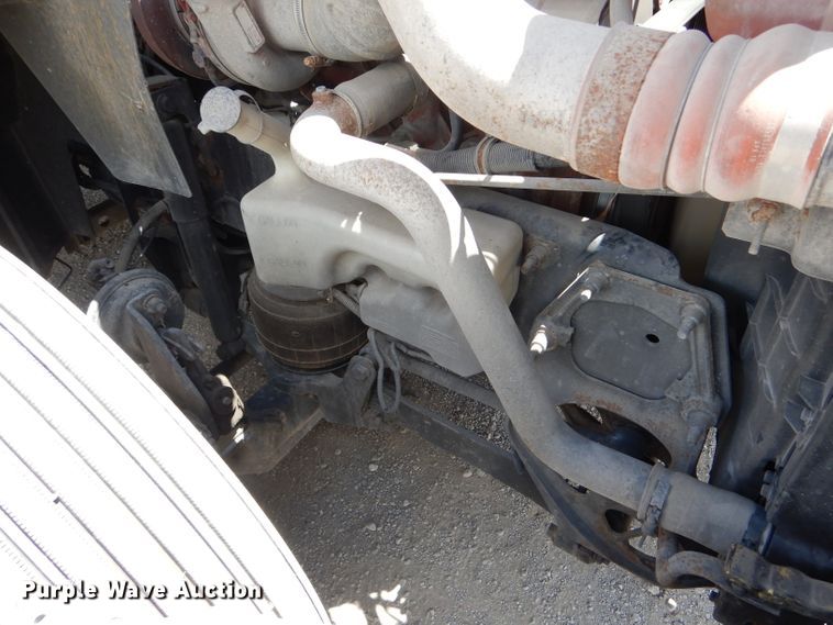 image for item HM9611 2011 International ProStar Premium  semi truck