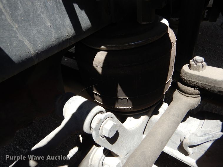 image for item HM9611 2011 International ProStar Premium  semi truck