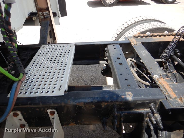 image for item HM9611 2011 International ProStar Premium  semi truck