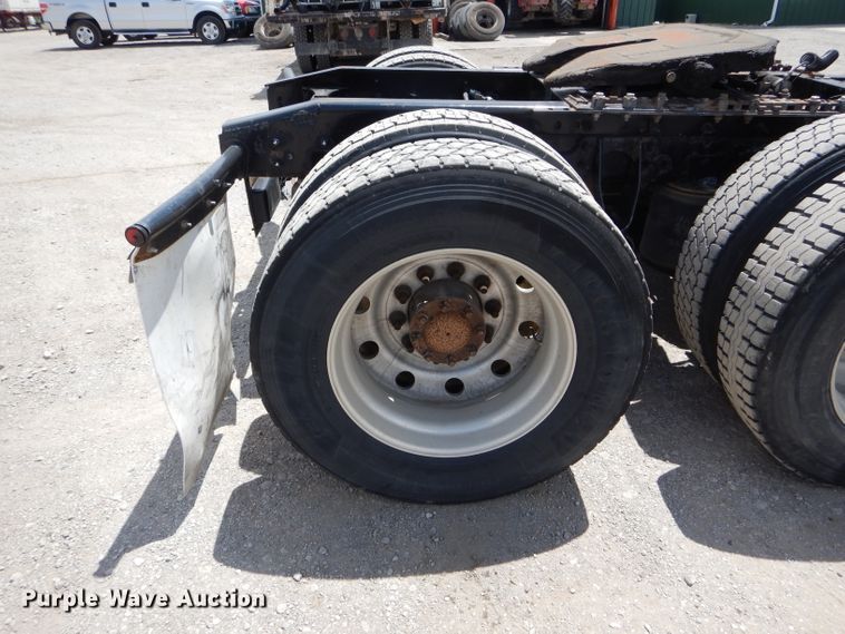 image for item HM9611 2011 International ProStar Premium  semi truck