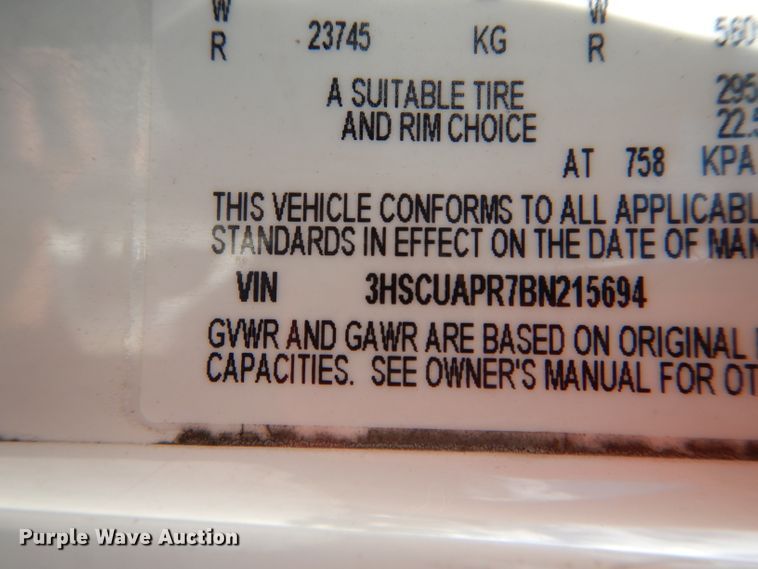 image for item HM9611 2011 International ProStar Premium  semi truck