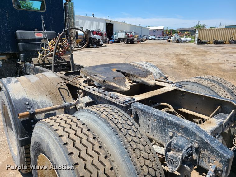 image for item K5937 1987 Kenworth W900  semi truck