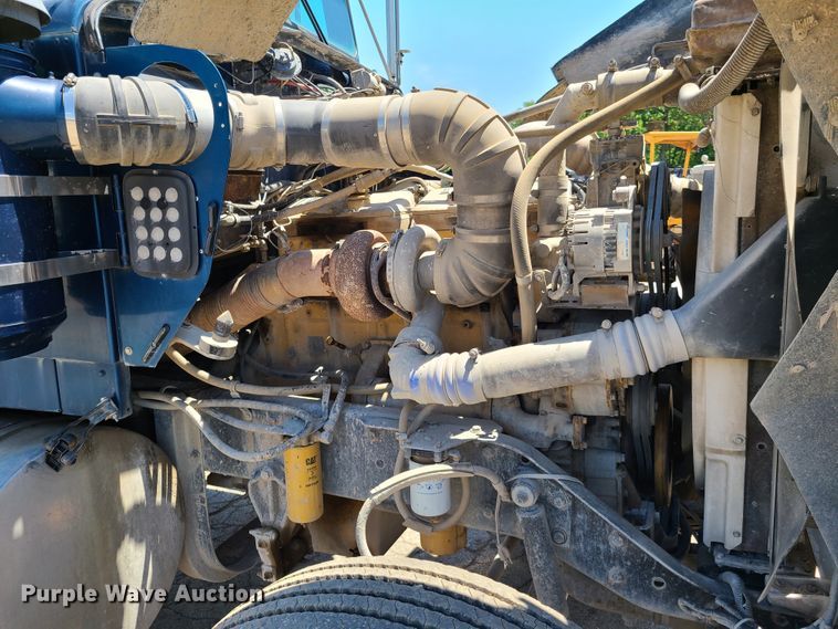 image for item K5937 1987 Kenworth W900  semi truck