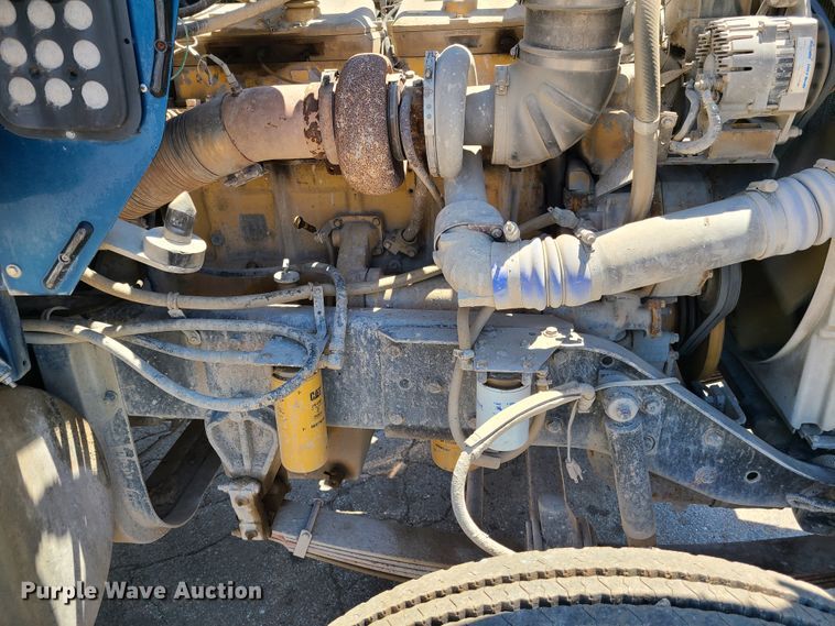 image for item K5937 1987 Kenworth W900  semi truck