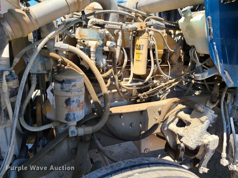 image for item K5937 1987 Kenworth W900  semi truck