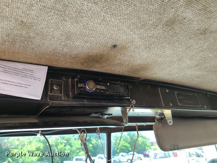 image for item K5940 1987 Kenworth T600  semi truck