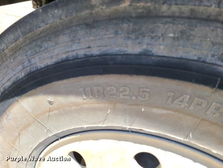 image for item K5940 1987 Kenworth T600  semi truck