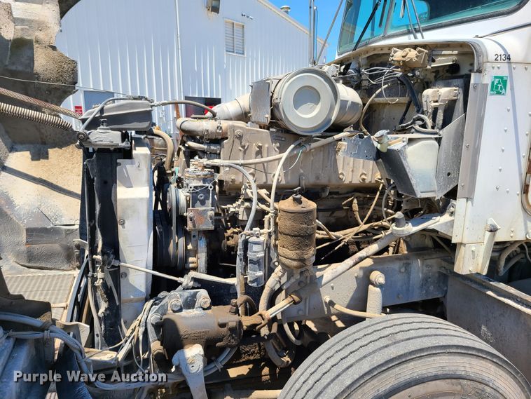 image for item K5940 1987 Kenworth T600  semi truck