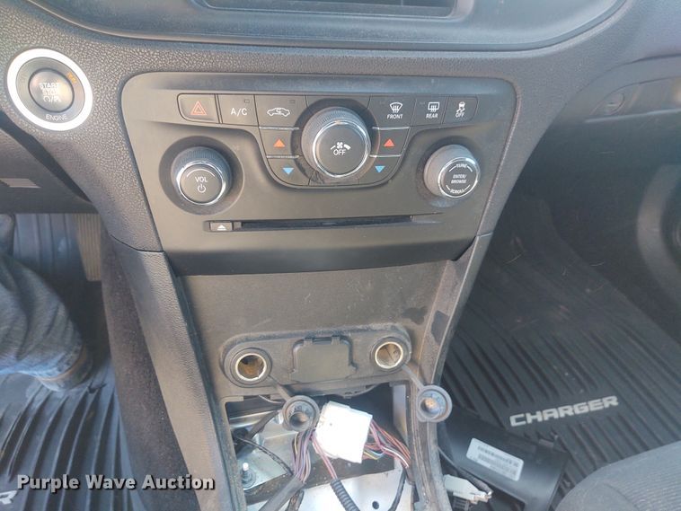 image for item DE6937 2014 Dodge Charger Police