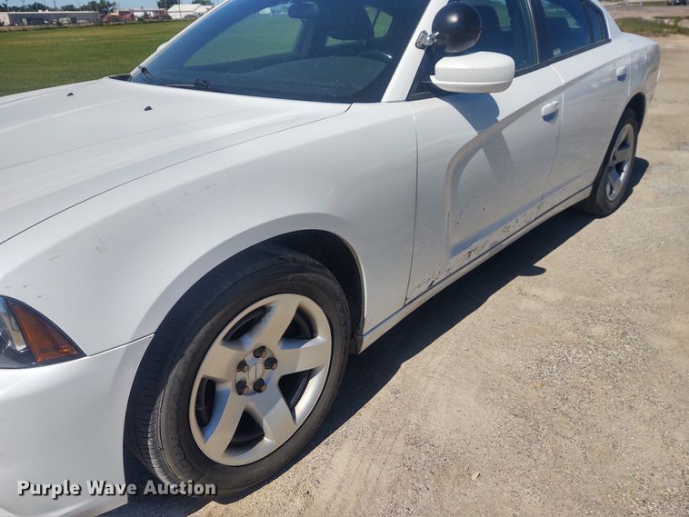 image for item DE6937 2014 Dodge Charger Police