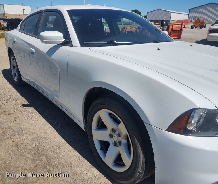 image for item DE6937 2014 Dodge Charger Police
