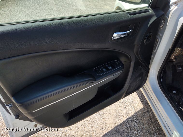 image for item DE6939 2013 Dodge Charger Police