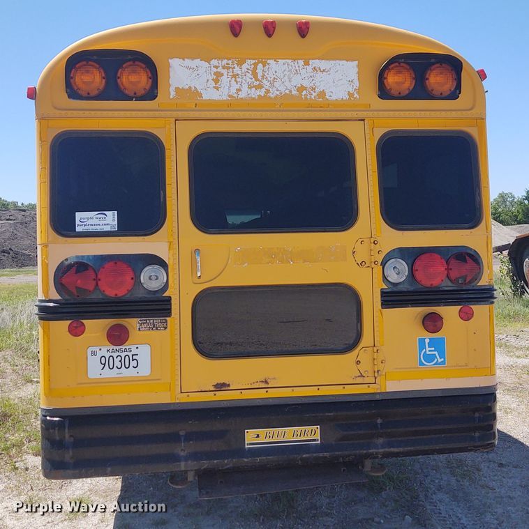 image for item DE6940 1996 Blue Bird TC2000  school bus