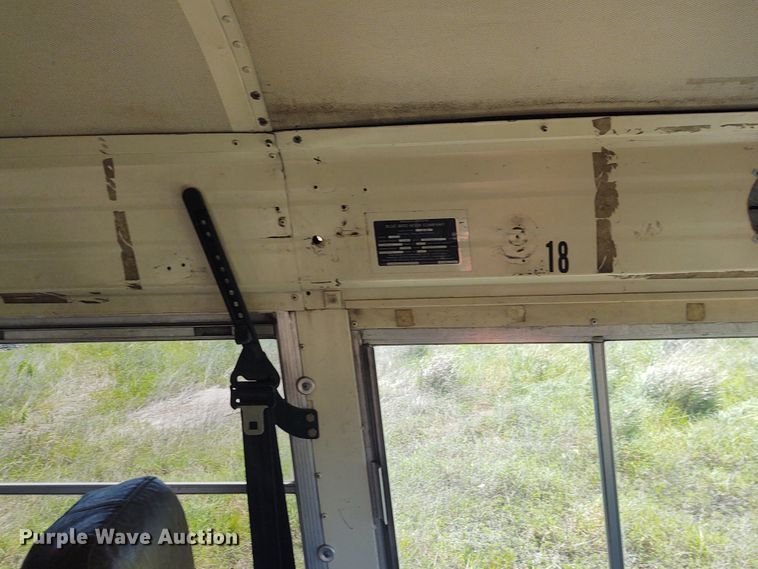 image for item DE6940 1996 Blue Bird TC2000  school bus