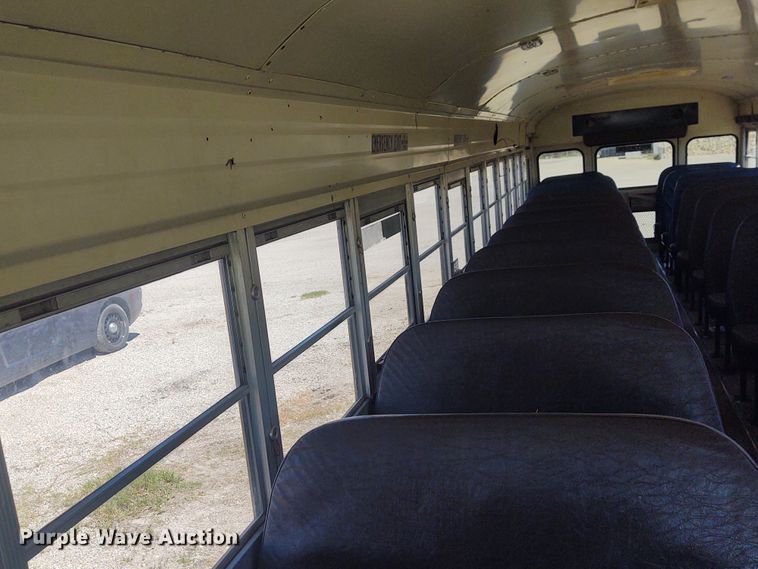 image for item DE6940 1996 Blue Bird TC2000  school bus