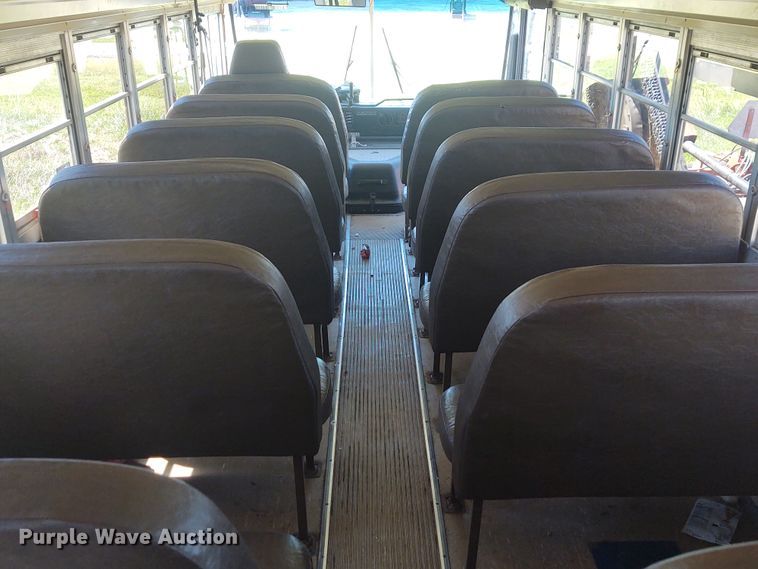 image for item DE6940 1996 Blue Bird TC2000  school bus