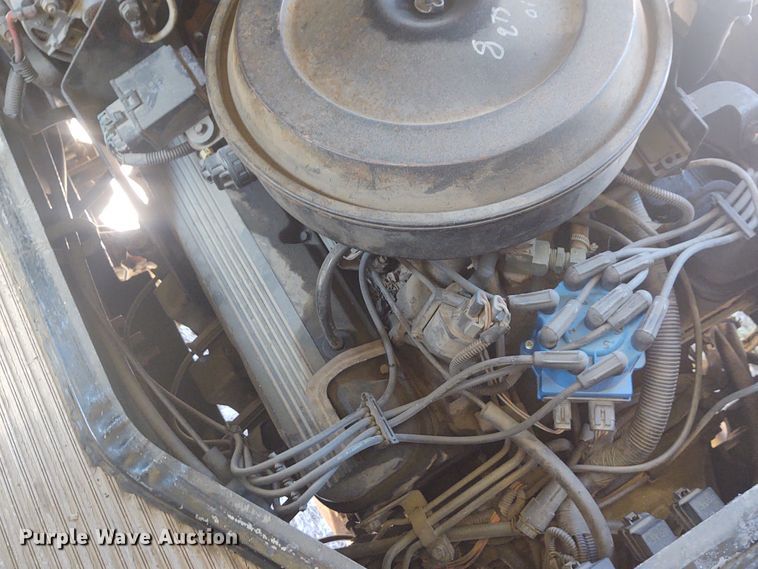 image for item DE6940 1996 Blue Bird TC2000  school bus