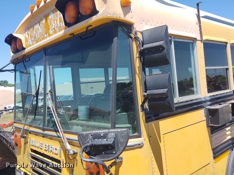 image for item DE6940 1996 Blue Bird TC2000  school bus