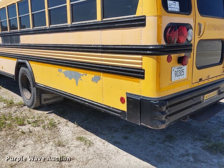 image for item DE6940 1996 Blue Bird TC2000  school bus