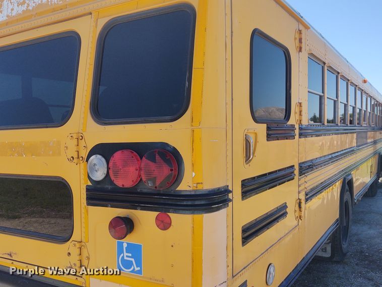 image for item DE6940 1996 Blue Bird TC2000  school bus