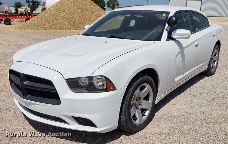 image for item DE6941 2013 Dodge Charger Police
