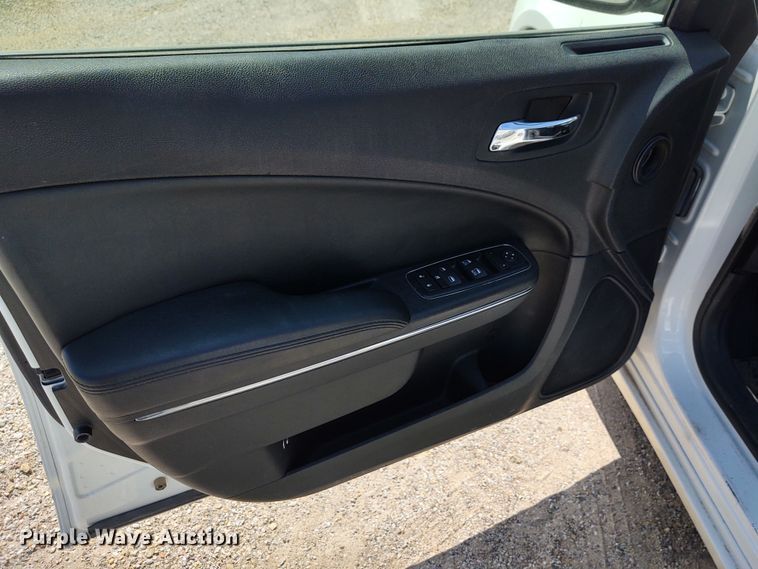 image for item DE6941 2013 Dodge Charger Police