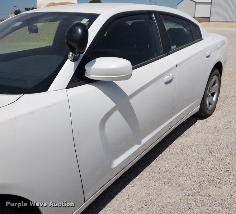 image for item DE6941 2013 Dodge Charger Police