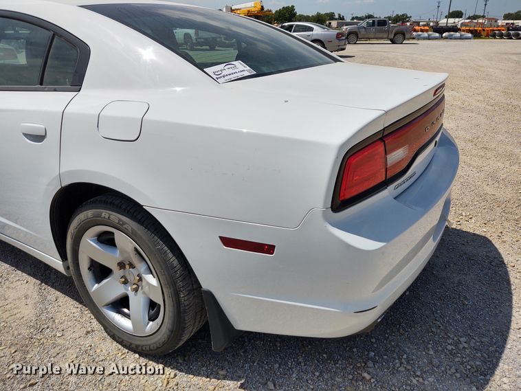 image for item DE6941 2013 Dodge Charger Police