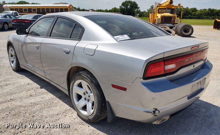 image for item DE6942 2011 Dodge Charger Police