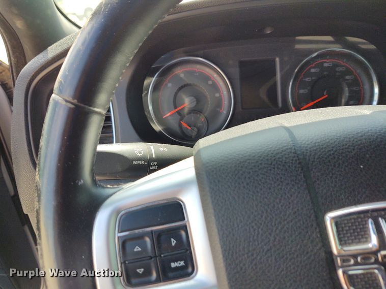 image for item DE6942 2011 Dodge Charger Police