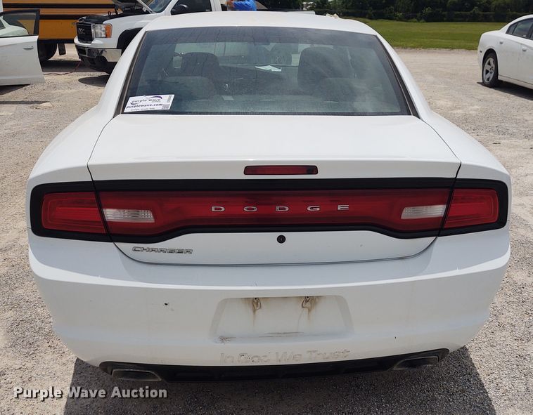 image for item DE6943 2013 Dodge Charger Police
