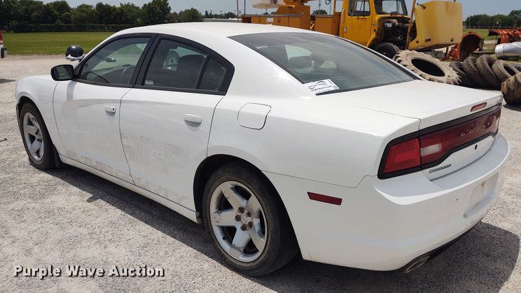 image for item DE6943 2013 Dodge Charger Police