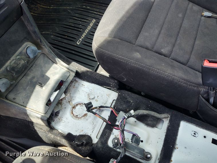 image for item DE6943 2013 Dodge Charger Police