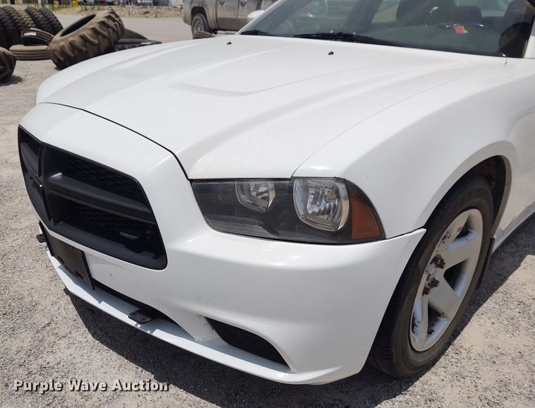 image for item DE6943 2013 Dodge Charger Police