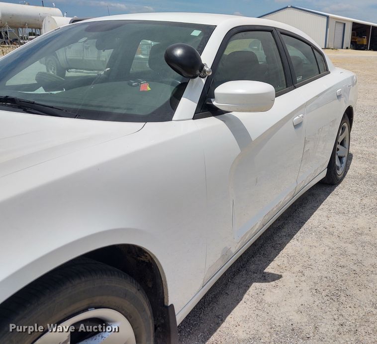 image for item DE6943 2013 Dodge Charger Police