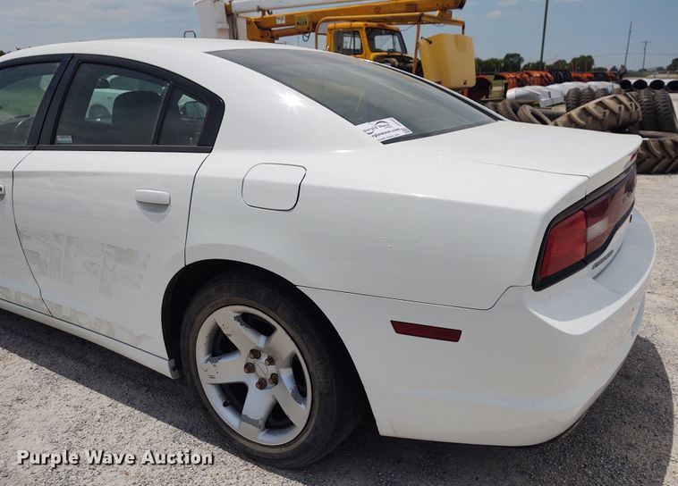 image for item DE6943 2013 Dodge Charger Police