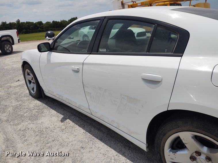 image for item DE6943 2013 Dodge Charger Police