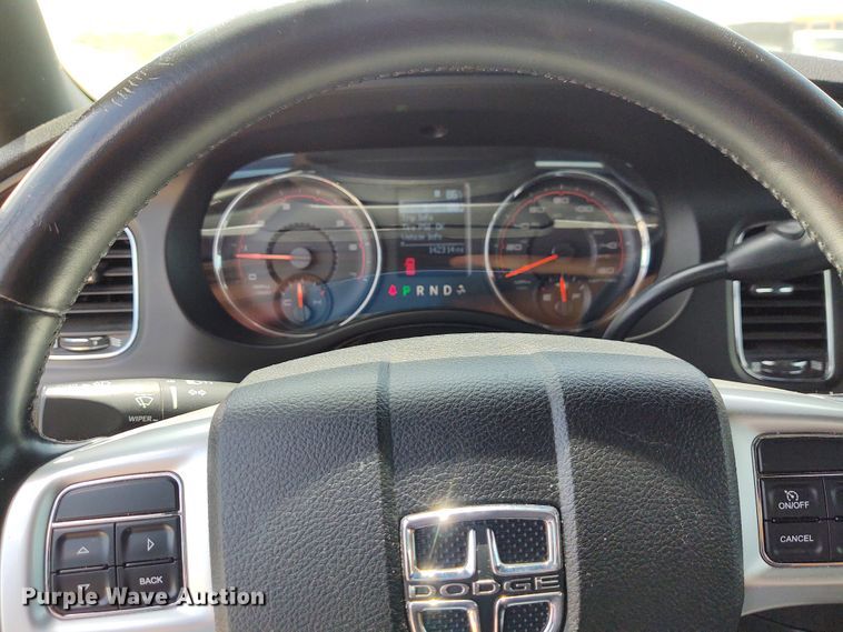 image for item DE6946 2011 Dodge Charger Police